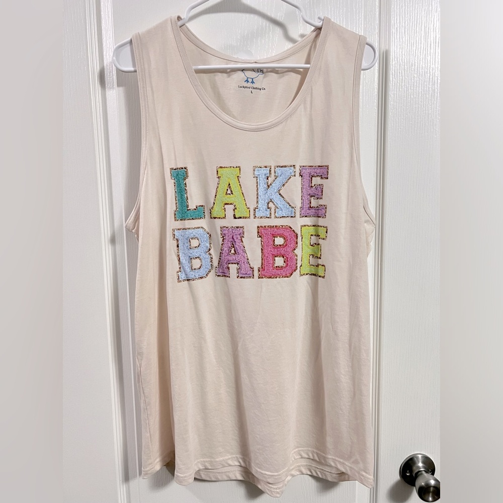 NWT Lake Babe Tank-Top